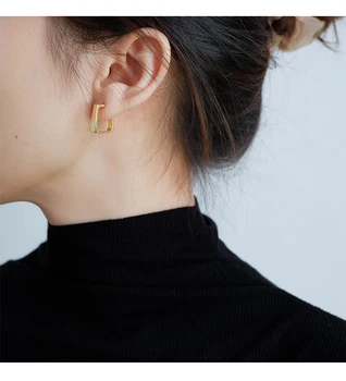 

Brand Design Earrings For Women Mini Square Stud Earings Simple Personality Metal Gold Little Earring Ladies Charms Ear Jewelry