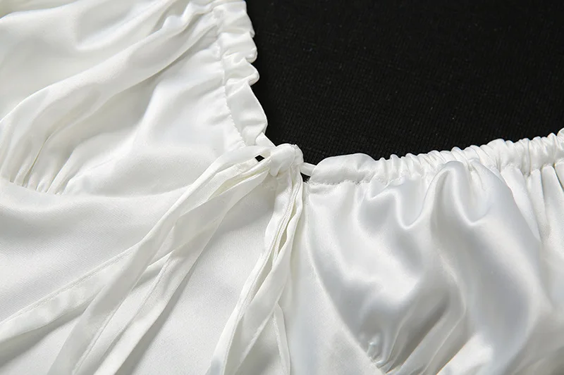 13785499183_1973477789