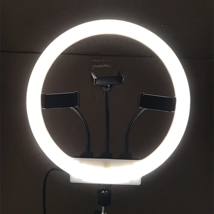 10967148845_1045317279