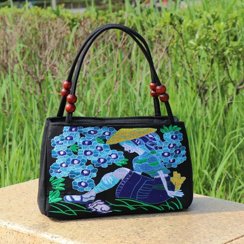 New Fashion Embroidery Women Small handbags National Floral Embroidered Lady Top-handle bags Single-layer Beading Falp Carrier