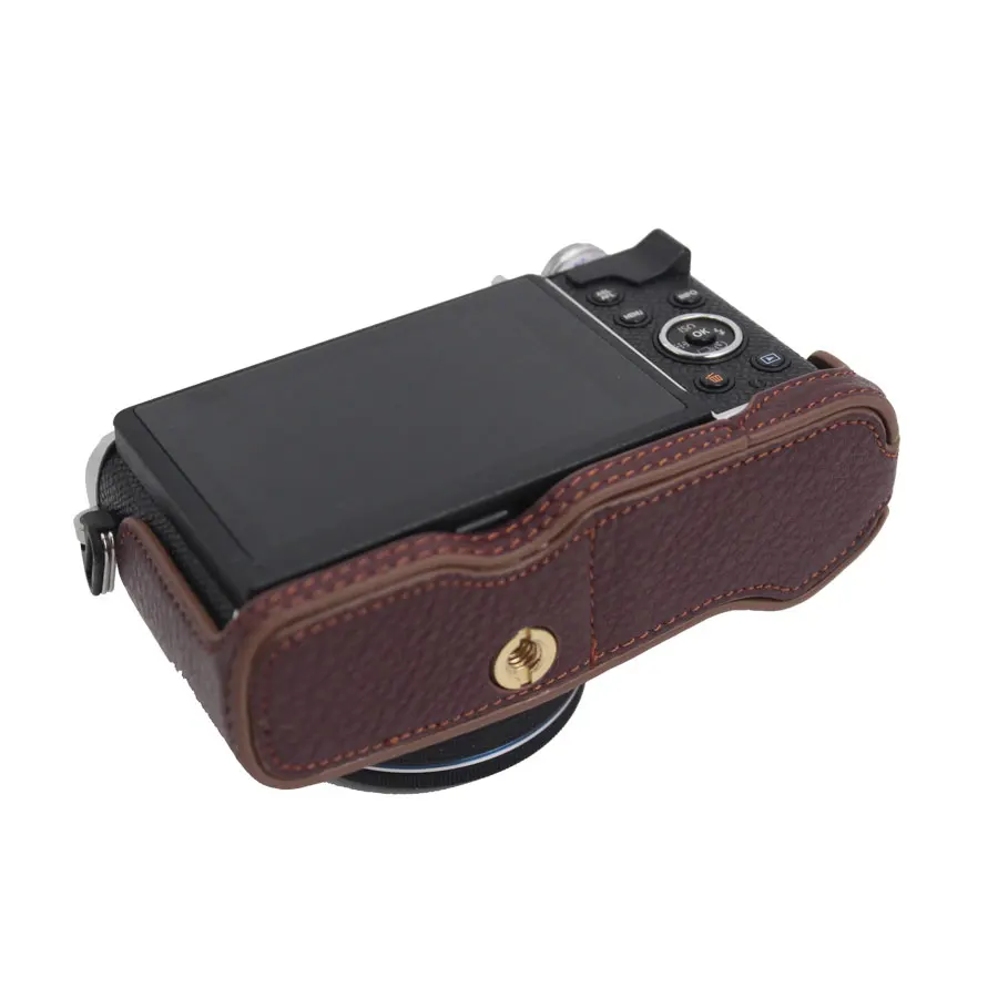 極美品 楽々スマホ転送 OLYMPUS PL1 レッド 革ケース付 訳あり