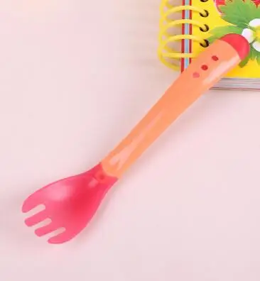 Pink fork Новые удобные термочувствительные термальная ложка для детей, силиконовая насадка, посуда, детская мягкая голова, безопасная термостойкая ложка, вилка для младенцев - Цвет: Pink fork