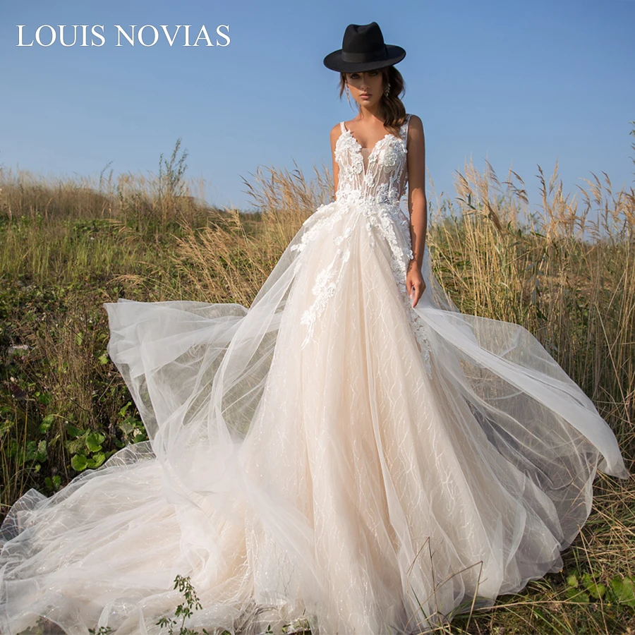 

Louis Novias Sexy Wedding Dress Deep V-neckline Invisible Neckline Exquisite Embroidery Romantic Beading Vestido De Noiva