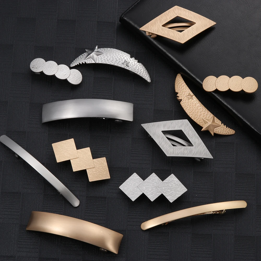 

1PC Korean Metal Hair Clips For Women Alloy Geometric Girls Hairpins Horsetail Holder Headwear Simple Female Hair Accessories