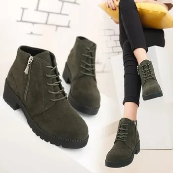 

2019 winter new ladies casual booties, versatile and comfortable plus velvet lace round head with thick and thick women's boots