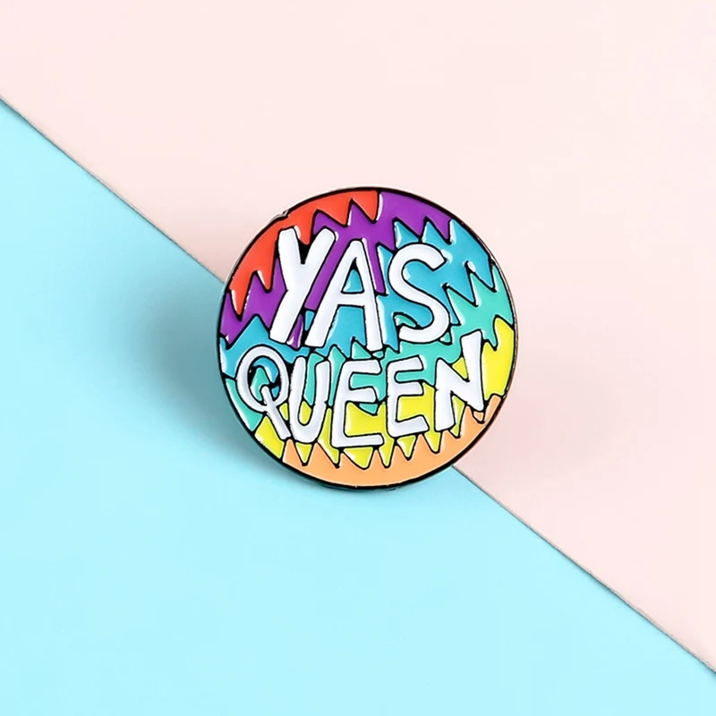 Значки с героями мультфильмов, буквы YAS QUEEN, броши для женщин и мужчин, креативные радужные Цветные булавки, ювелирные изделия, эмаль, булавка, рюкзак, сумка, аксессуары