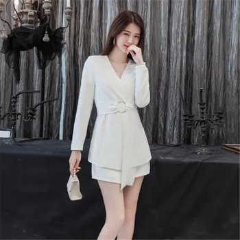 

Runway Woman's knitting Sweater Two-piece Suite Woman Color Collision V-neck Single-breasted Knitted Cardigan+Mini Shorts Suit