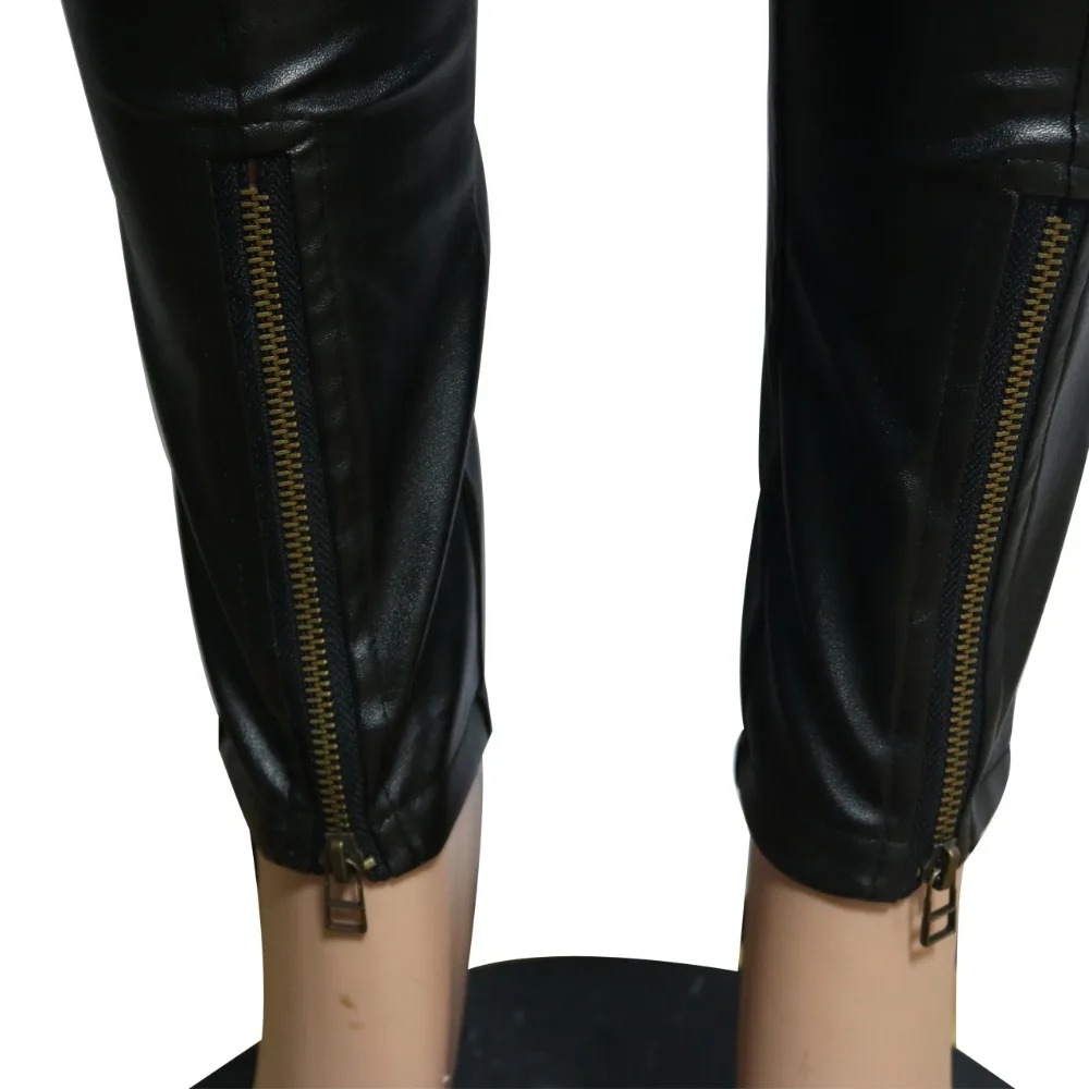 12441345225_1745504819