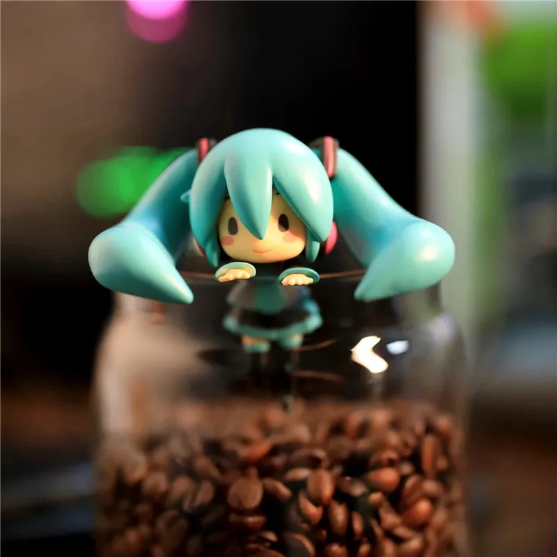 

2020 Miku Q ver. Figuras Anime Cute Figure PVC Doll Model Toys Car Decoration 7.5cm Christmas Gift