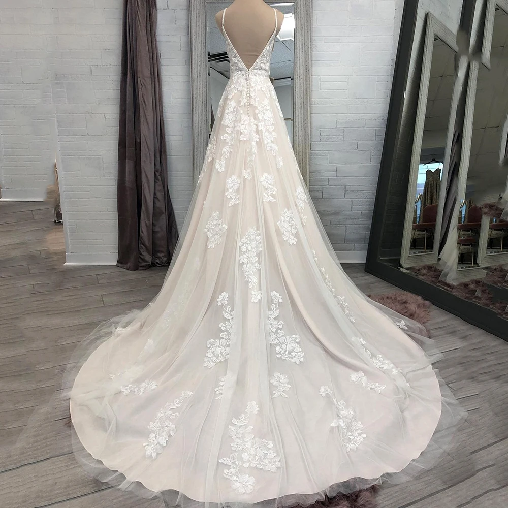 UZN Elegant Light Champagne A-Line Lace Appliques Wedding Dress V-Neck Sleeveless Beading Bridal Gown Ivory Spagetti Straps Open 2