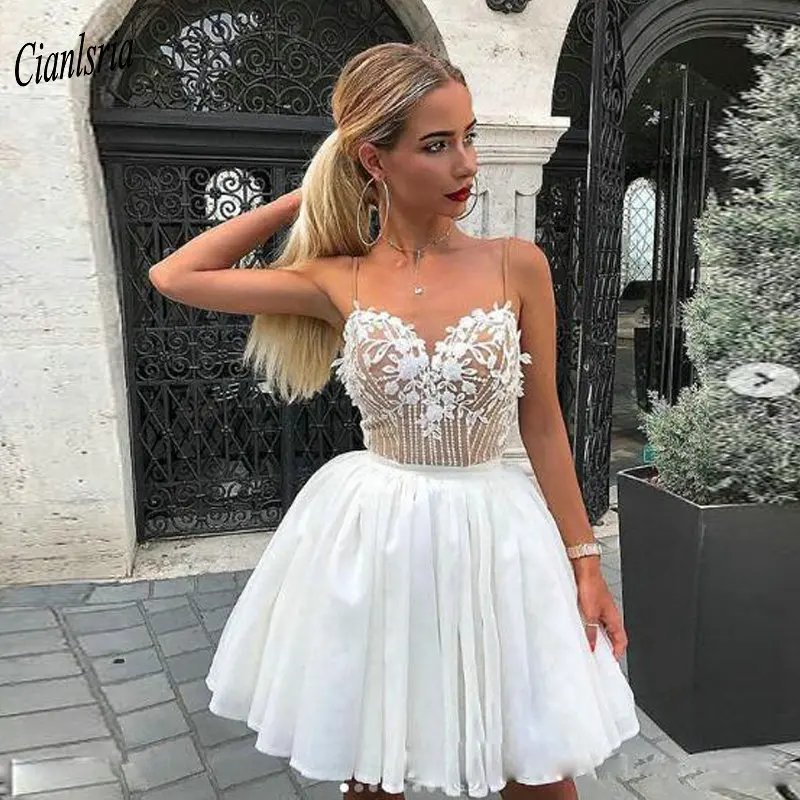 

Newest Sweetheart Beading Pearls Mini Cocktail Dresses Spaghetti Straps Appliques Lace Short Prom Party Homecoming Dresses