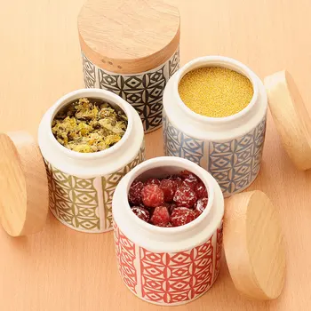 

European Ceramic Sealed Seasoning Jar Simple Household Tea Snacks Dried Fruit Storage Box Kitchen Honey Coffee Bean Storage Tank