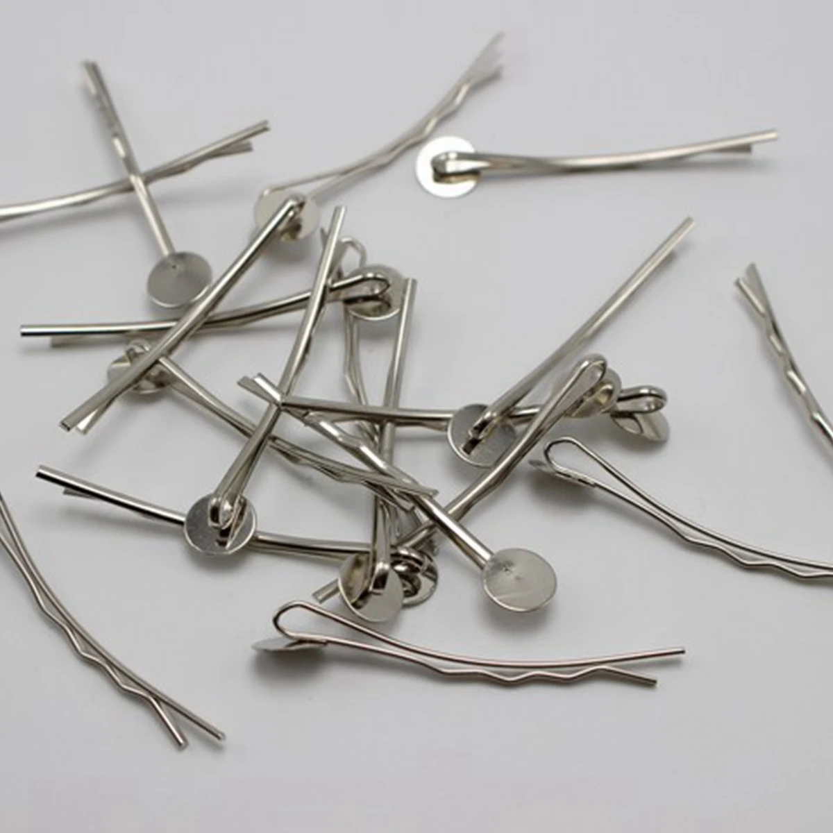 50 серебристых металлических изогнутых заколок для волос 42 мм с подкладкой |