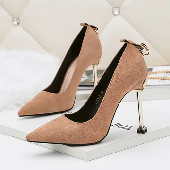 

2020 Luxury Brand Women Pumps Pointed Toe Flower Heel Wedding Shoes Women Elegant Flock Design High Heels Ladies Pumps