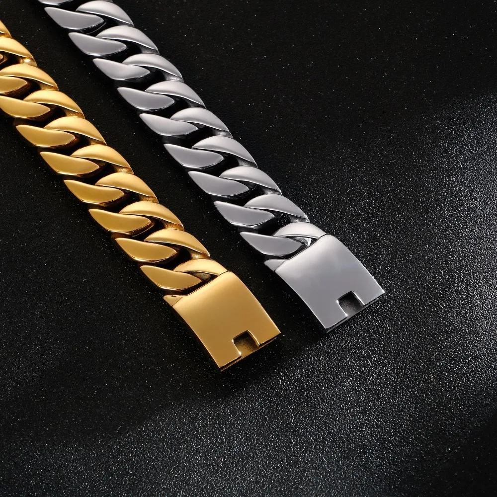 11206836996_1444049956