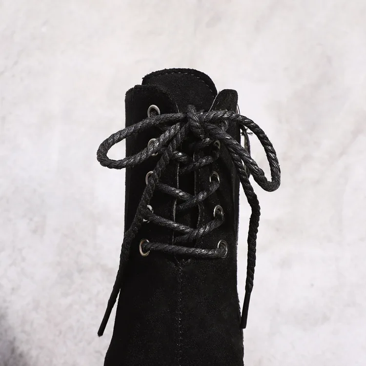 11725417239_702780633