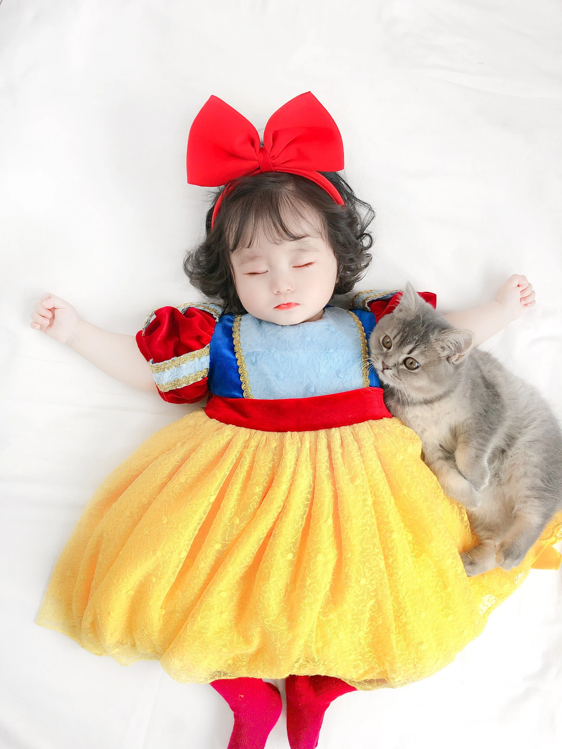 

2PCS Boutique Baby Girl Autumn Winter Spring Velvet Snow White Dress with Headband