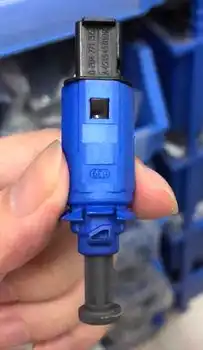 

for smart fortwo 451 brake indication light switch