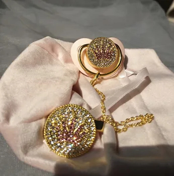 

Dollbling Chupeta Glass Nipple Metal Gripper Embedded Diamond Royal Crown bling pacifier clips Nipple Chain