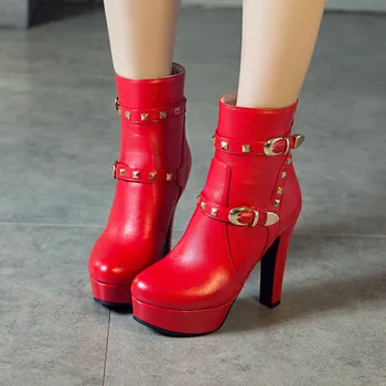 comprar 2020 Couro De Patente Do Plutônio Fivela Cinta Rendas Até Botas De Salto Alto Da Motocicleta Mulheres Plataforma Inverno Senhoras Sapatos Goth Mais Tamanho