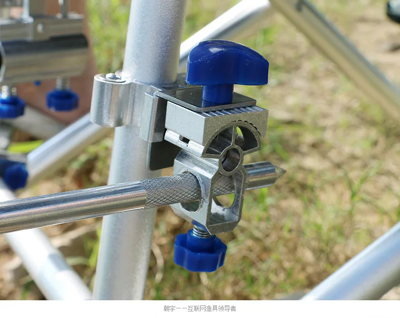 

China Fishing Chair Angling Appliances Fish Cage Holder Accessories Battery Vertical Rod Card Holder China Vertical Accessories