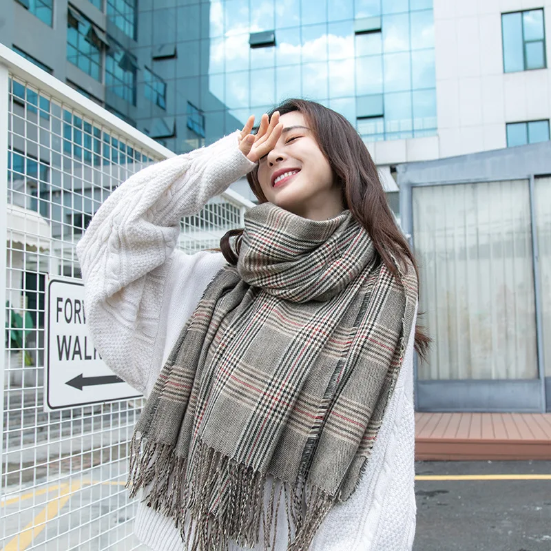 

Plaid Scarf custom cashmere scarf women new fashion warm scarf with tassel Cape