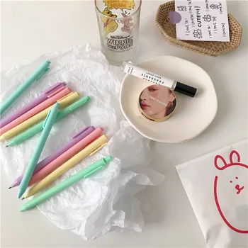 

Sandro simple color macaron color student gel pen cute signature pen 0.5mm black water pen press pen