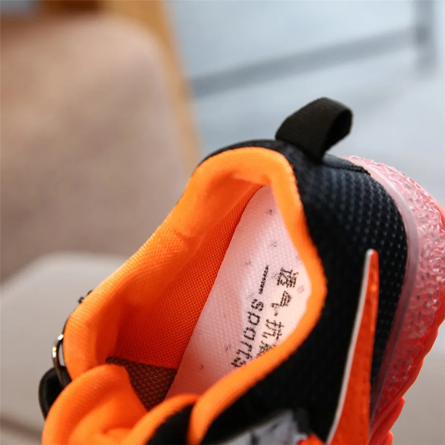 kids sneakers lights boys and girls mesh stitching breathable Led luminous running football sports shoes sneakers lights #40J30 (15)