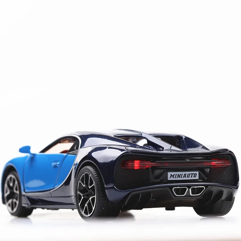 1:32 игрушечный автомобиль Bugatti Chiron металлический литой и модель автомобиля