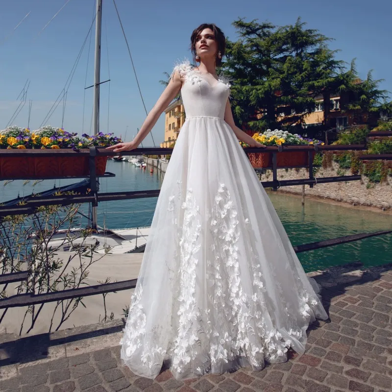 『Cheap!!!』- Thinyfull Princess Pearls Wedding Dresses A Line V Neck
Cap Sleeve Bride Dresses Tulle Backless Lace Appliques Bridal Gown 2020