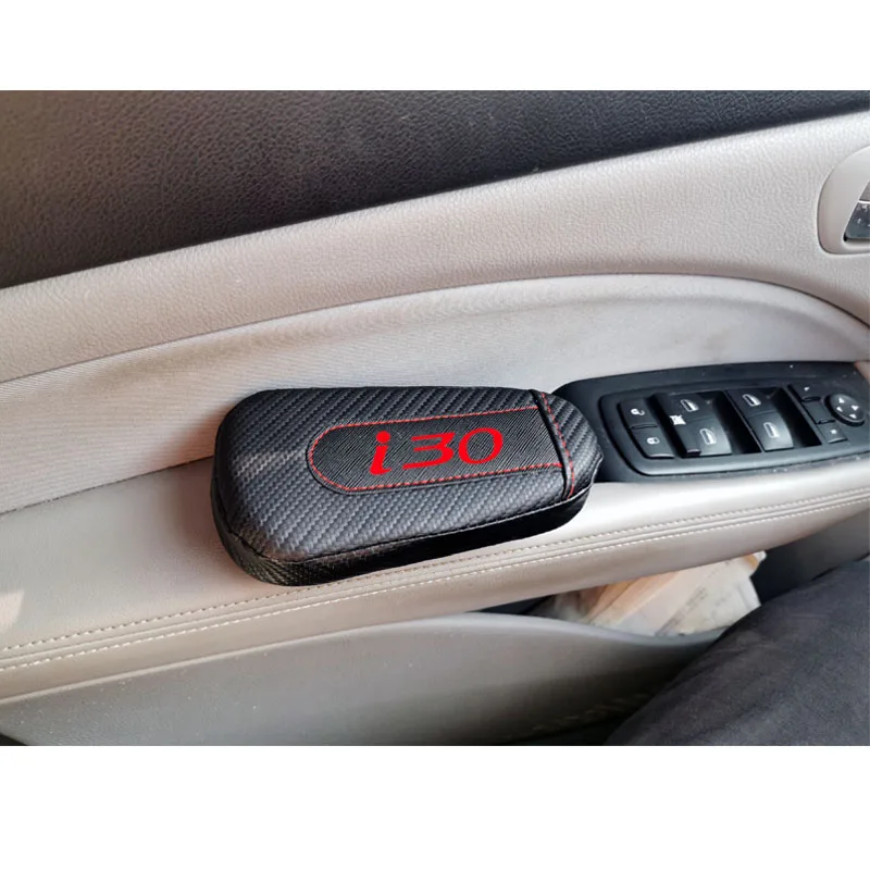 Для hyundai I30 1 шт., углеродное волокно, кожа, авто подушка для ног, наколенник, Автомобильный Дверной рычаг, автомобильные аксессуары, защита для автомобиля