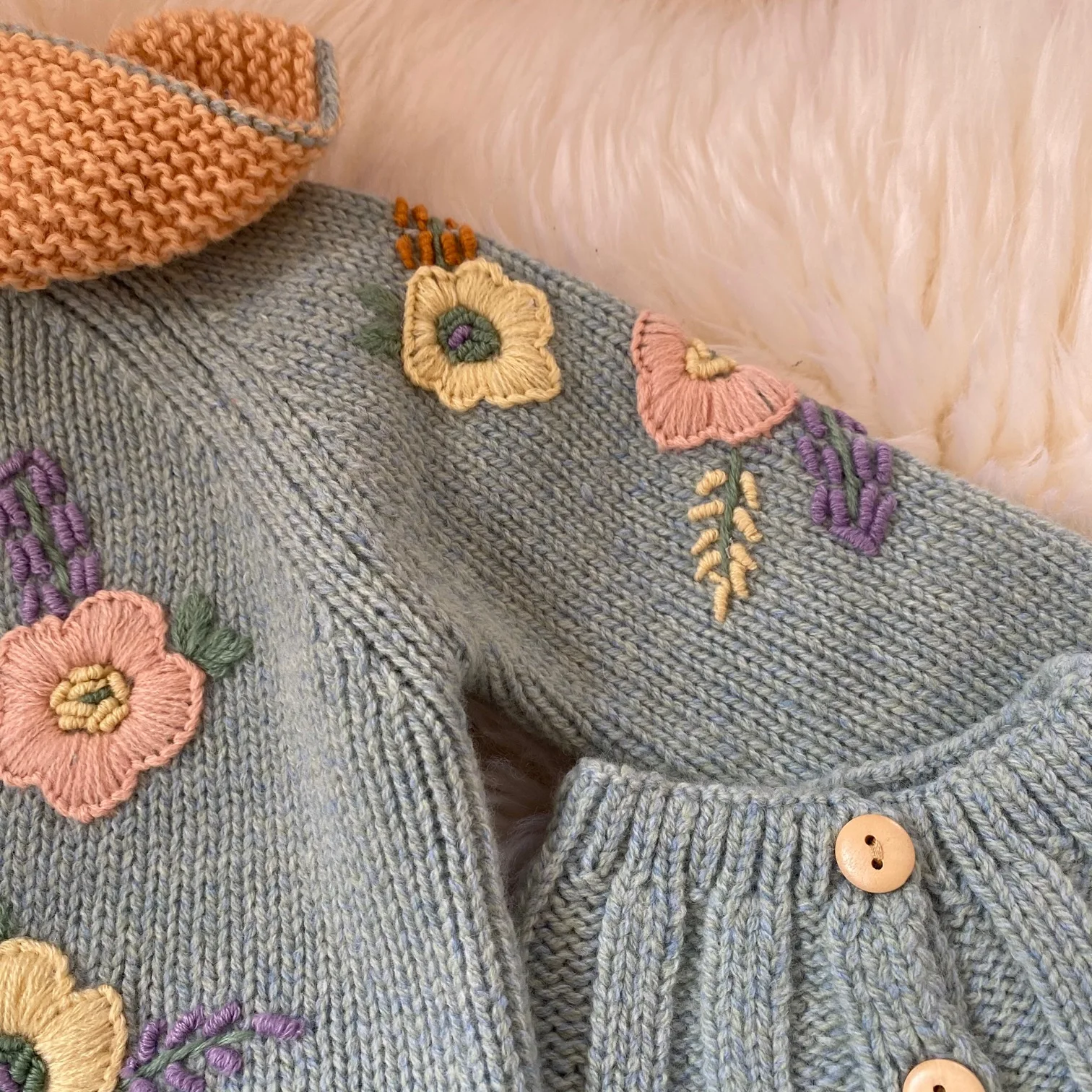 Kids Wool Sweaters Kalinka Brand New Spring Girls Flower Embroidery Knit Sweaters Pullover Baby Child Fashion Clothes Outwear Baby Clothing Set cheap