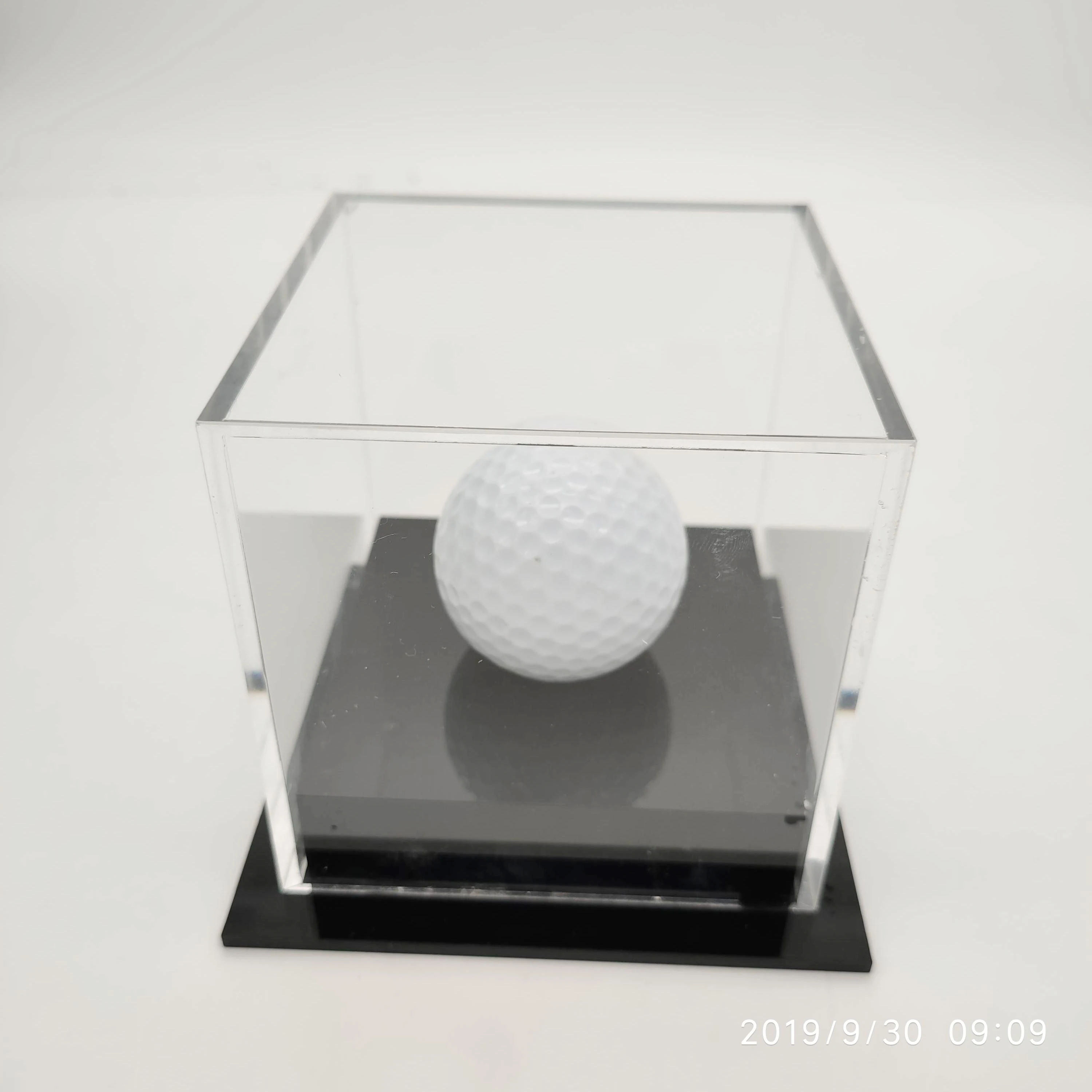 Clear Acrylic Single Golf Ball Display Case Universal Ball Acrylic