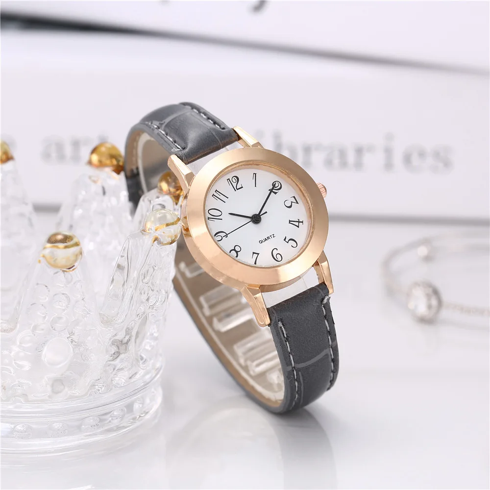 Simple and compact style women's belt watch Small dial quartz watch Round watch Women's bracelet watch Women's Bracelet Watches classic