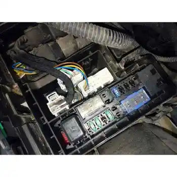 

CASE RELAYS/FUSES RENAULT KADJAR