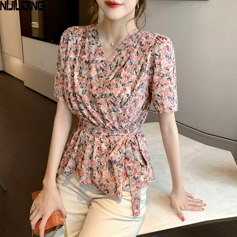 

NIJIUDING 2020 New Summer Casual Shirts Women V-Neck Button Up Crop Lace Up Waist Top Female Short Sleeve Floral Printing Blouse