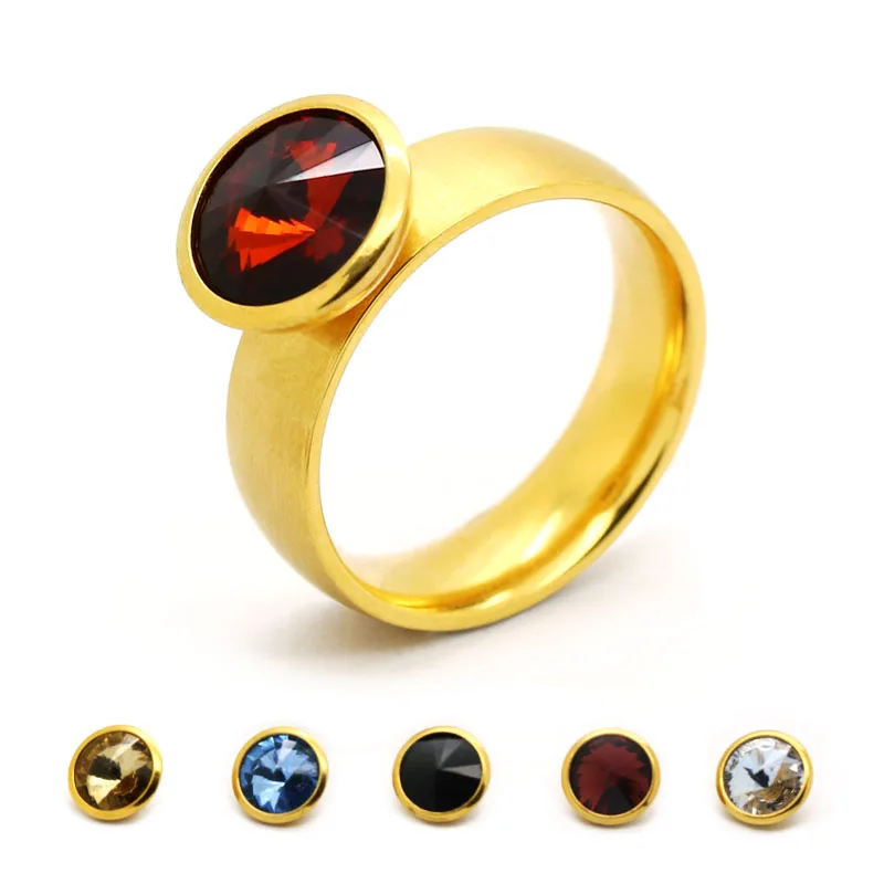 Queen Round Gold Ring