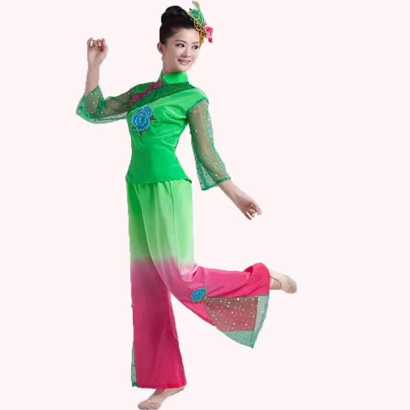 

Chinese traditional green good quality suits New Spring and Summer Square Yangge Garment National Modern Dance Female Fan Dance