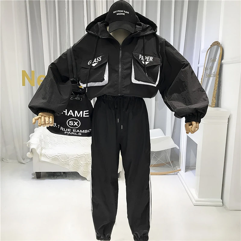

2019 Women Designer Suit Safari Style Jackets with Hooded + Elastic Waist Pants Ankle-Length Two Piece Set Top and Pants