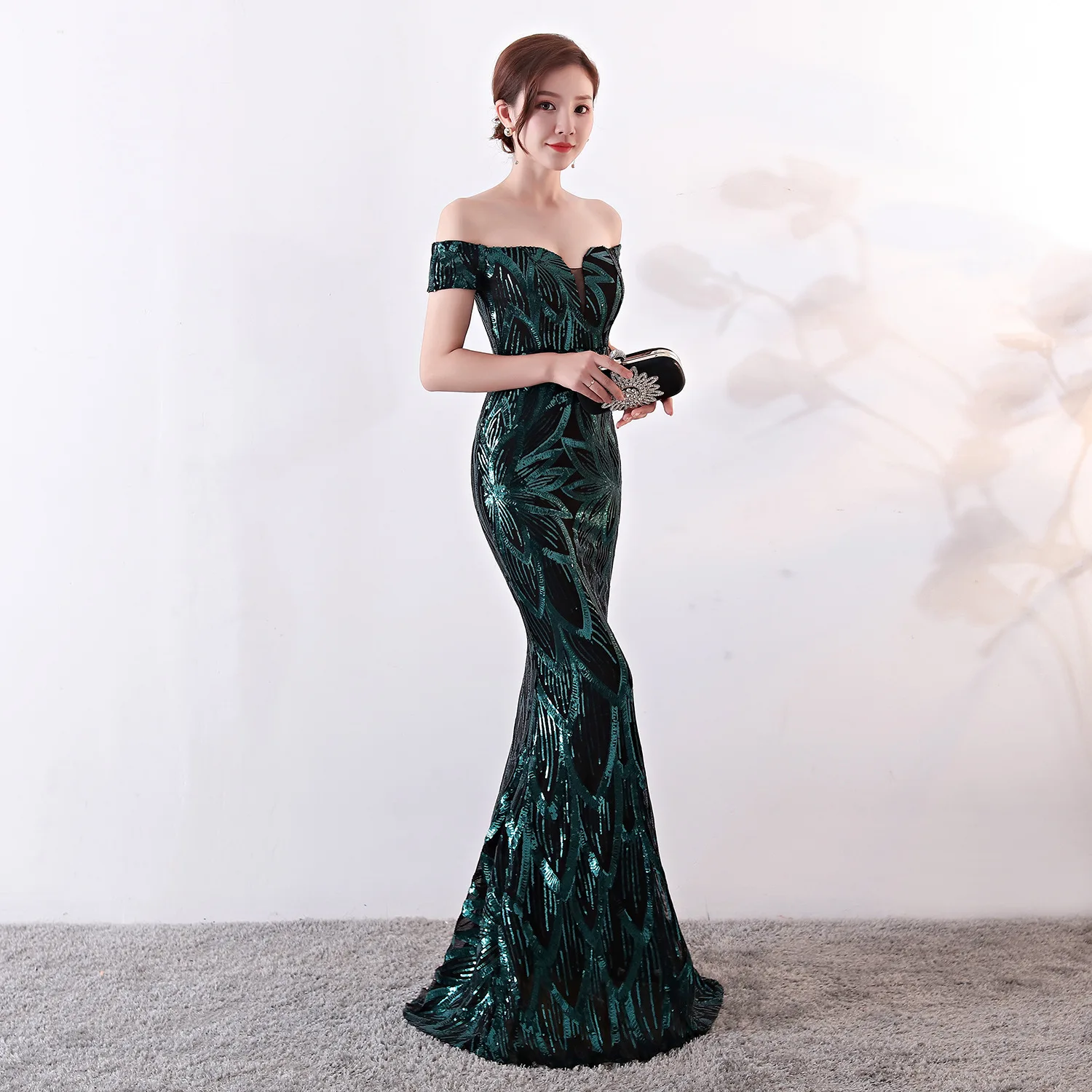 Sexy Prom Dresses Long Cheap V-neck Off the shoulder Black with Gold Embroidery Mermaid Prom Dress Vestido De Festa ES2848