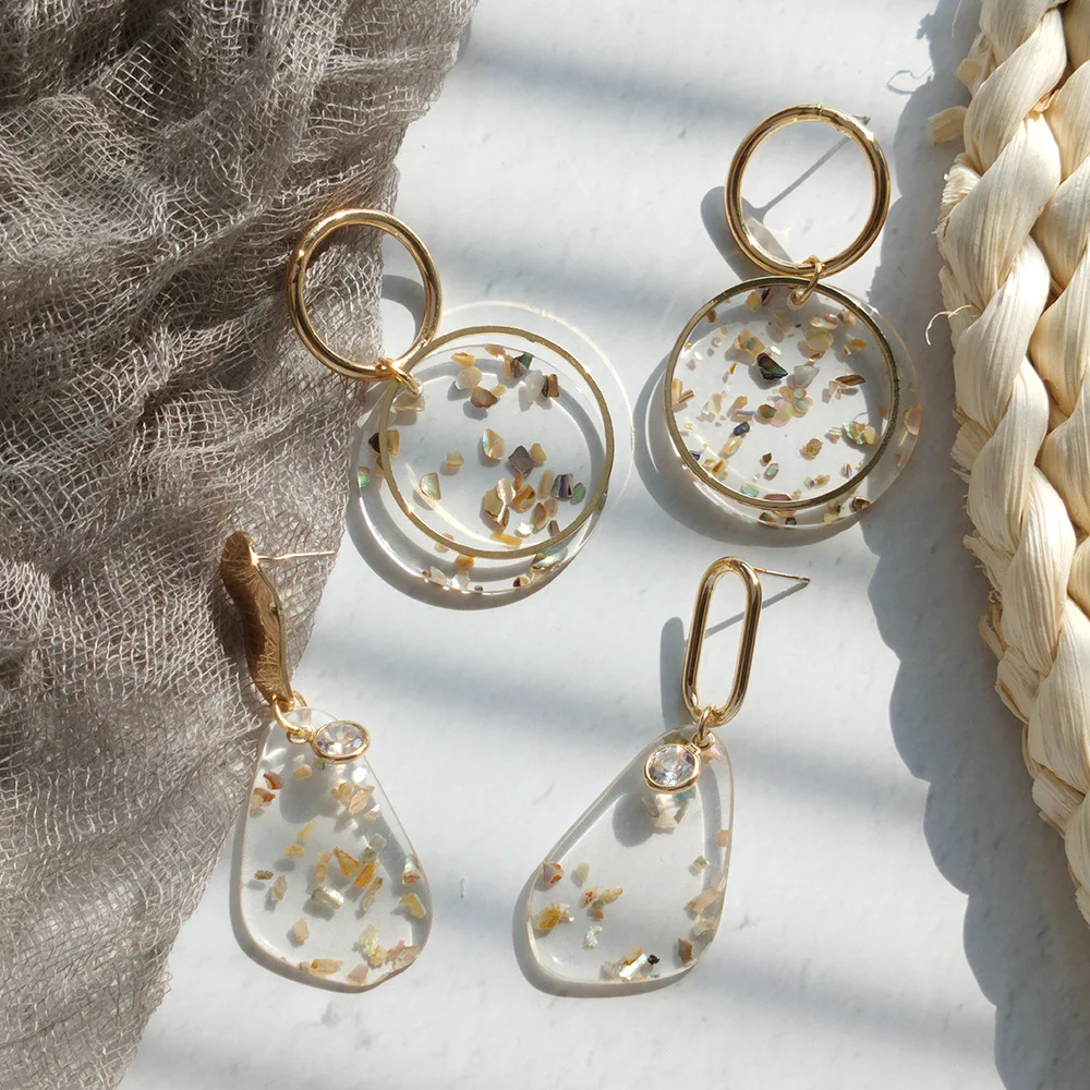 

korean New Design Fashion Jewelry Transparent Acrylic Broken Shell Earrings Gold Metal Asymmetrical Geometric Earrings for women