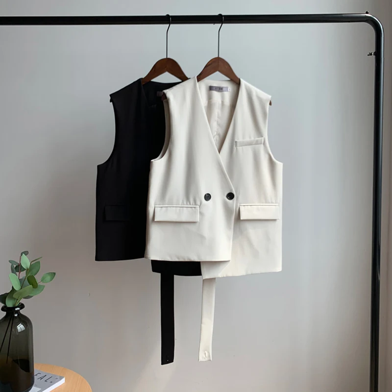 Autumn Women Vest Short Sleeve V Neck Single-breasted winter vest Solid Korea Style Women Coat sleeveless blazer gilet femme