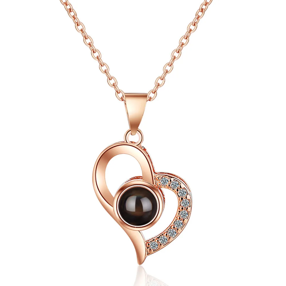 

Memory Fashion Romantic Personality Necklace Female 100 Languages I Love You Projection Heart Pendant Short Clavicle Chain