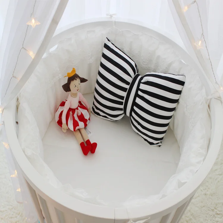 5pcs Set INS Lace Baby Elliptic Crib Bumpers Cotton Solid Color Round Cot Surrounding Protector Baby Craddle Removable Bedding (3)