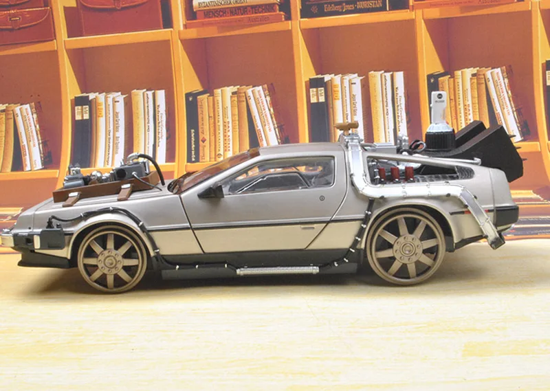 1/18 масштаб металлического сплава литья под давлением модель часть 1 2 3 машина времени DeLorean DMC-12 модель игрушки Welly Модель возвращение в будущее