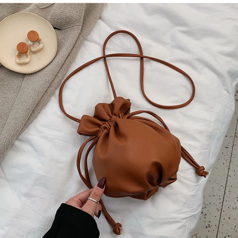 Женские сумки, маленькая сумка-мешок из искусственной кожи, роскошные Брендовые женские клатчи, мини сумка через плечо, сумка-тоут bolso mujer - Цвет: Brown handbag