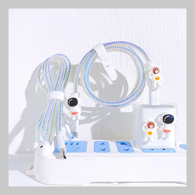 Adorable protector de cable de bricolaje para cargador de iPhone con bonito  diseño de astronautas de dibujos animados, cable de línea de datos suave