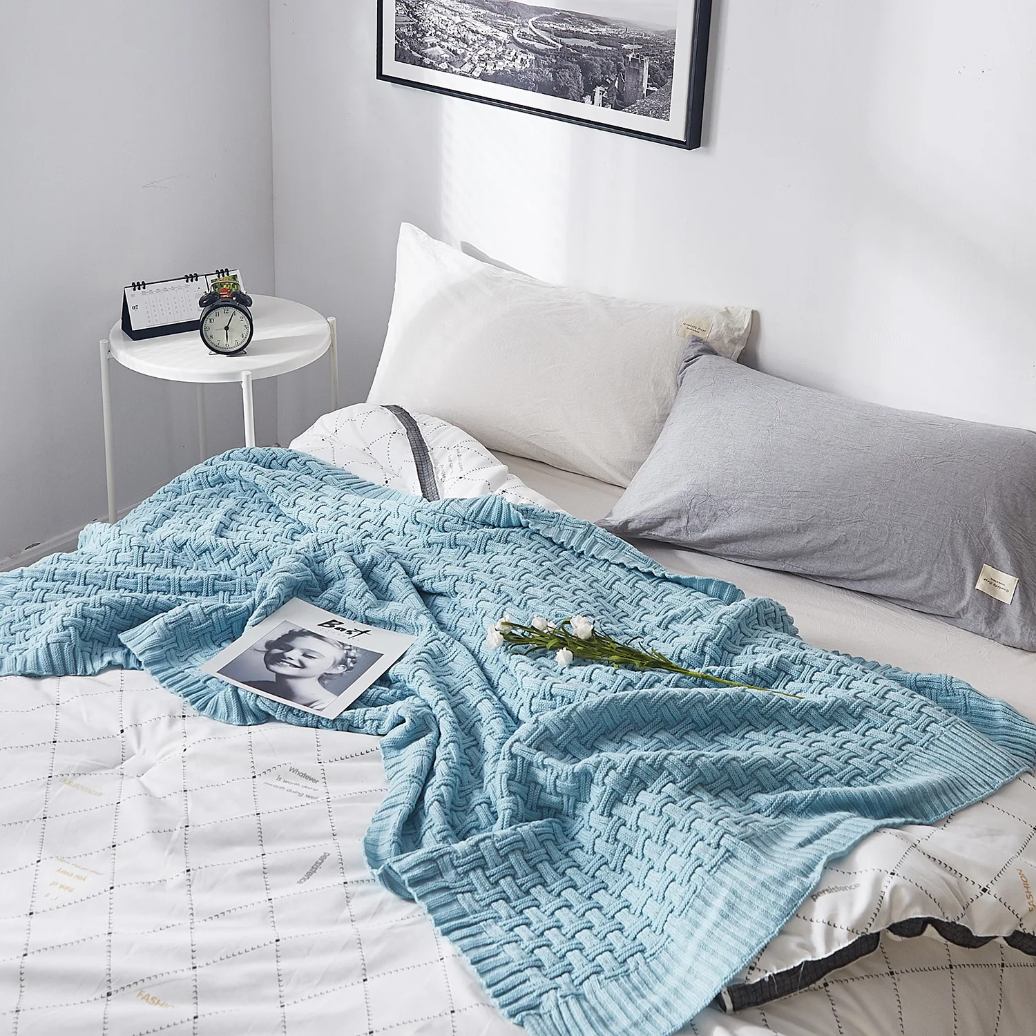 

Ruijing Textile American-Style Thick Needle Knitted Thread Blanket Sofa Blanket Photographic Prop Shawl Keeps in a