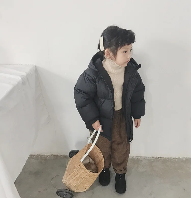 Детское однотонное плотное хлопковое пальто с капюшоном Детская куртка на подкладке из хлопка в Корейском стиле г., зимний стиль, свободный хлопок