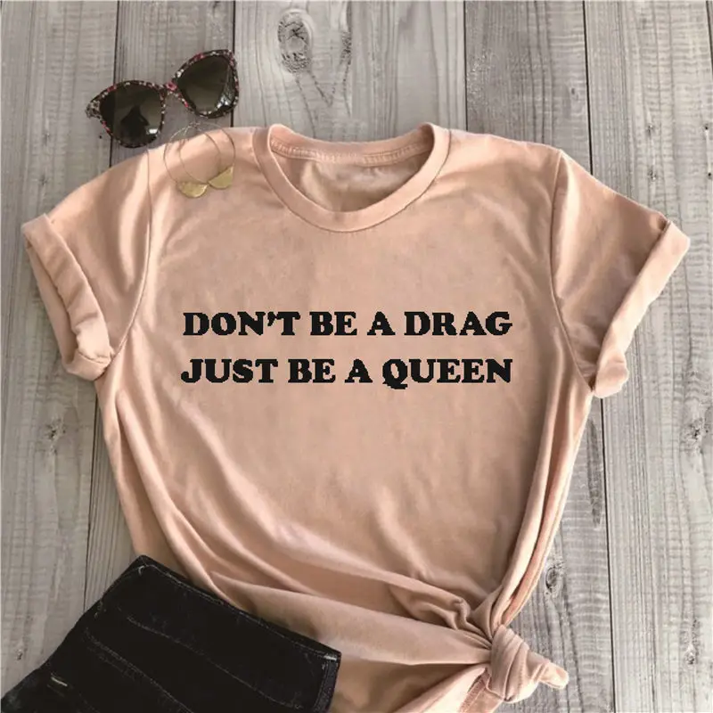 С надписью «Don't be a drag просто стать свитера с отпечатанными словами: гордость футболка Lady gaga монстров текст в готическом стиле, для девочек футболки для девочек уличная футболки tumblr Топы - Цвет: Cherry powder black